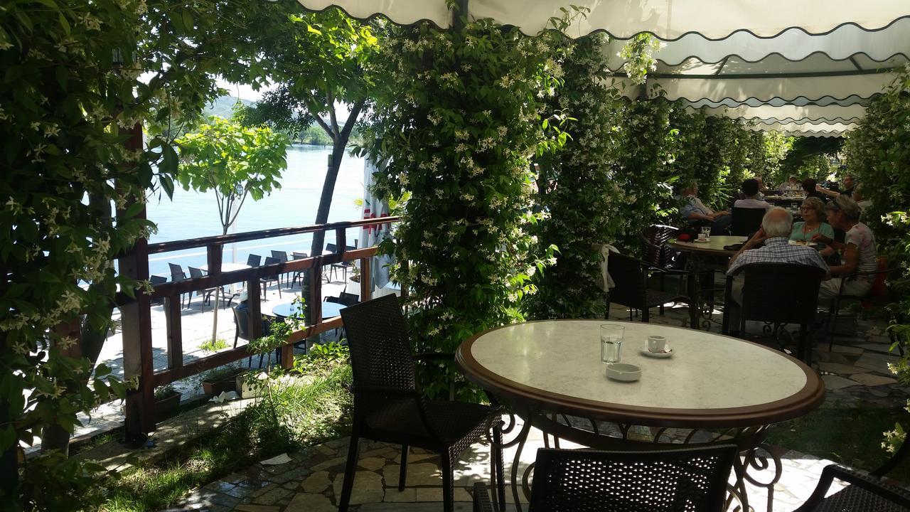Hotel Vataksi Shkodër エクステリア 写真